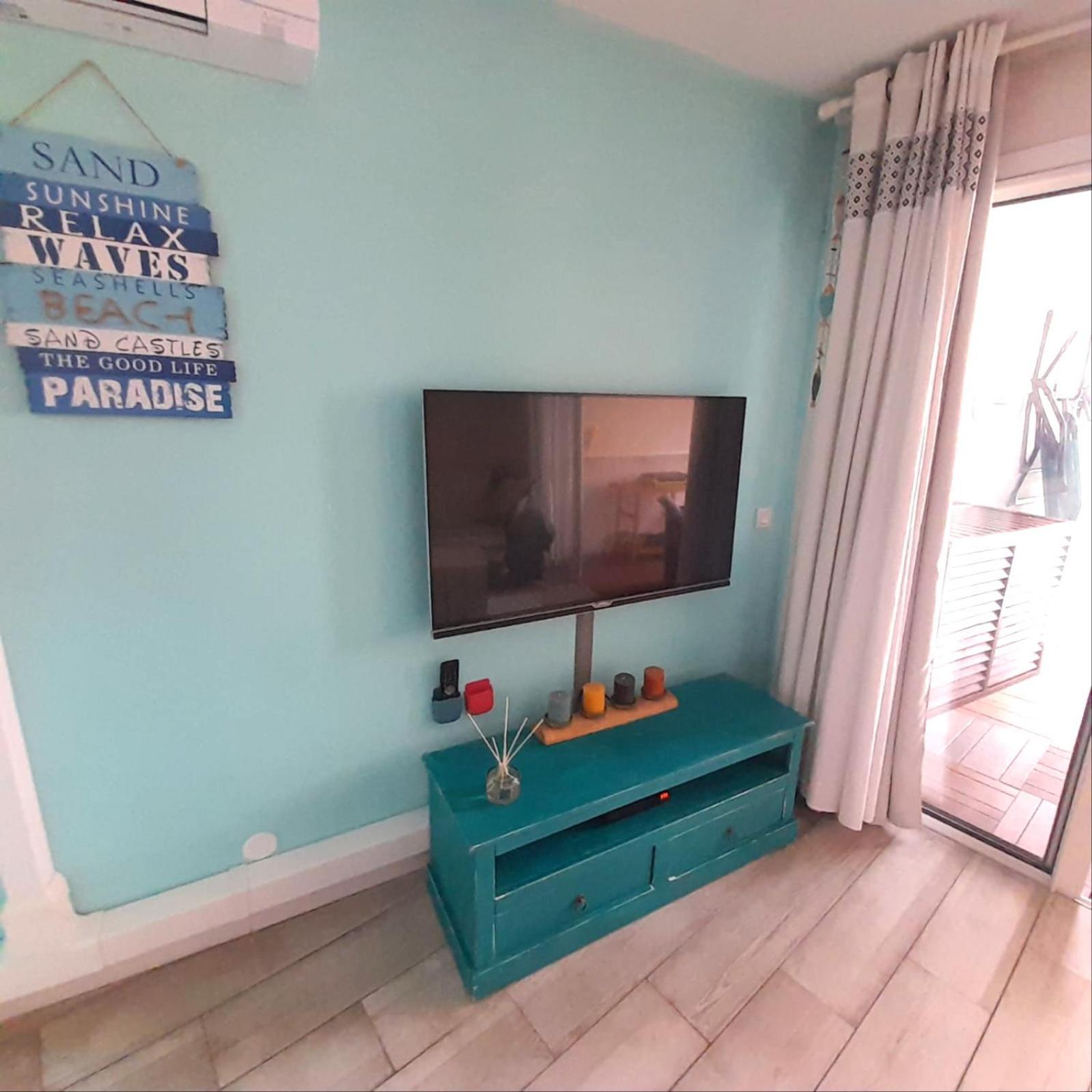 Blue Lagoon Six-Fours-les-Plages Exterior foto