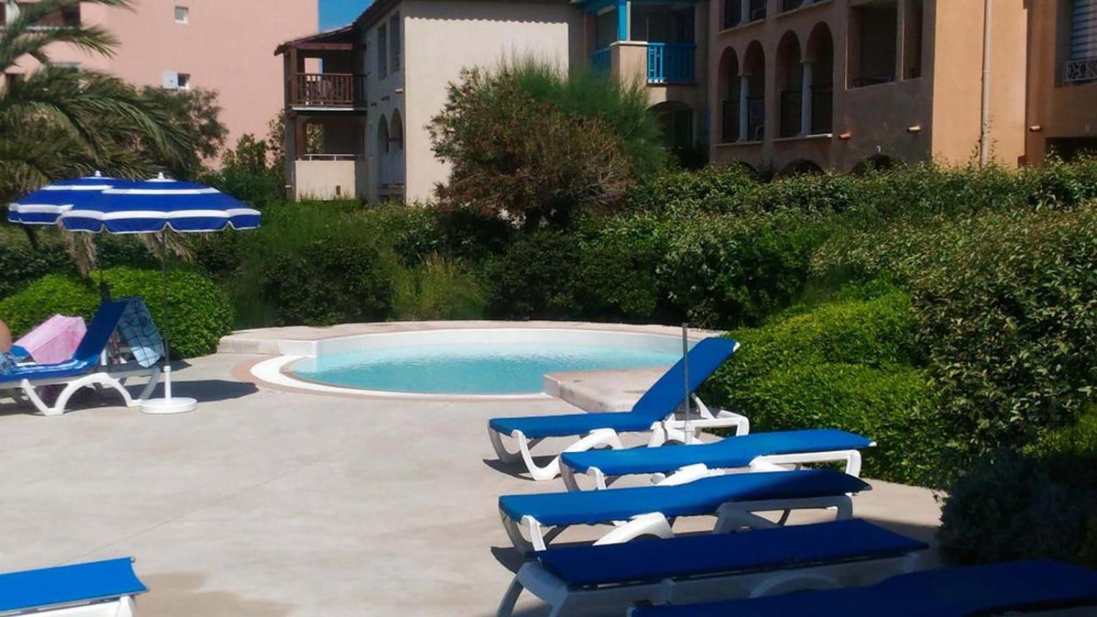 Blue Lagoon Six-Fours-les-Plages Exterior foto